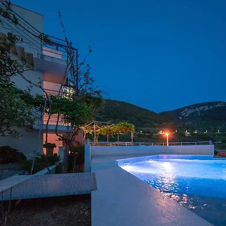 Apartment Zambarlin Komiza