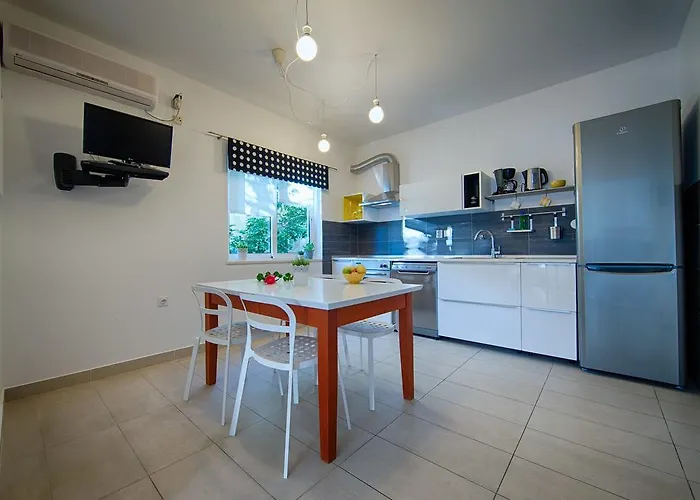 Zambarlin Apartman *